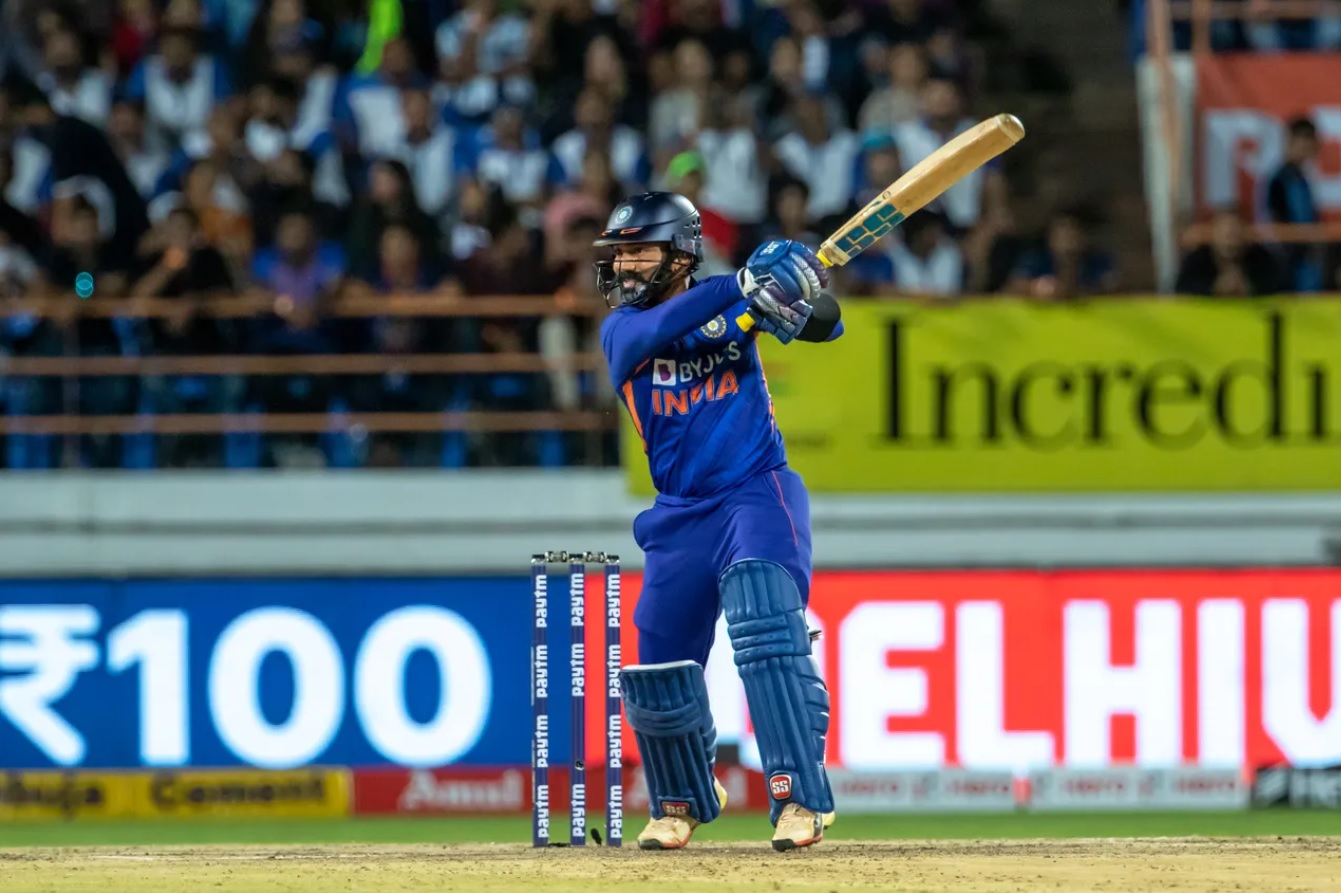 Dinesh Karthik scored fifty in the fourth T20I