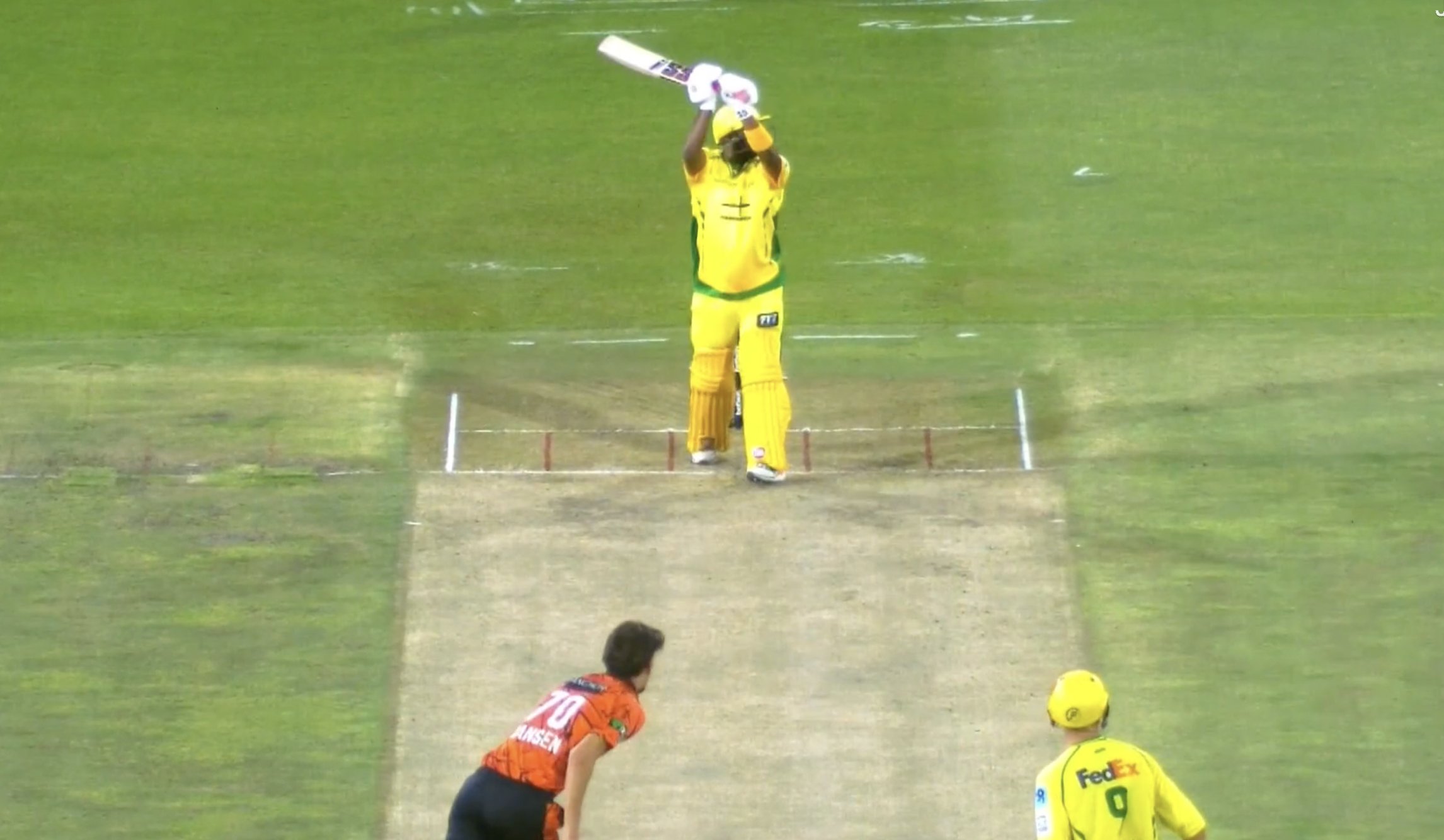 Watch, SA20 | Rivaldo Moonsamy sends shockwaves down Sunrisers with unbelievable helicopter shot