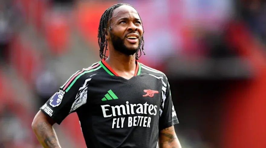 Raheem Sterling Nears Chelsea Exit as Fulham Consider Cut Price Move