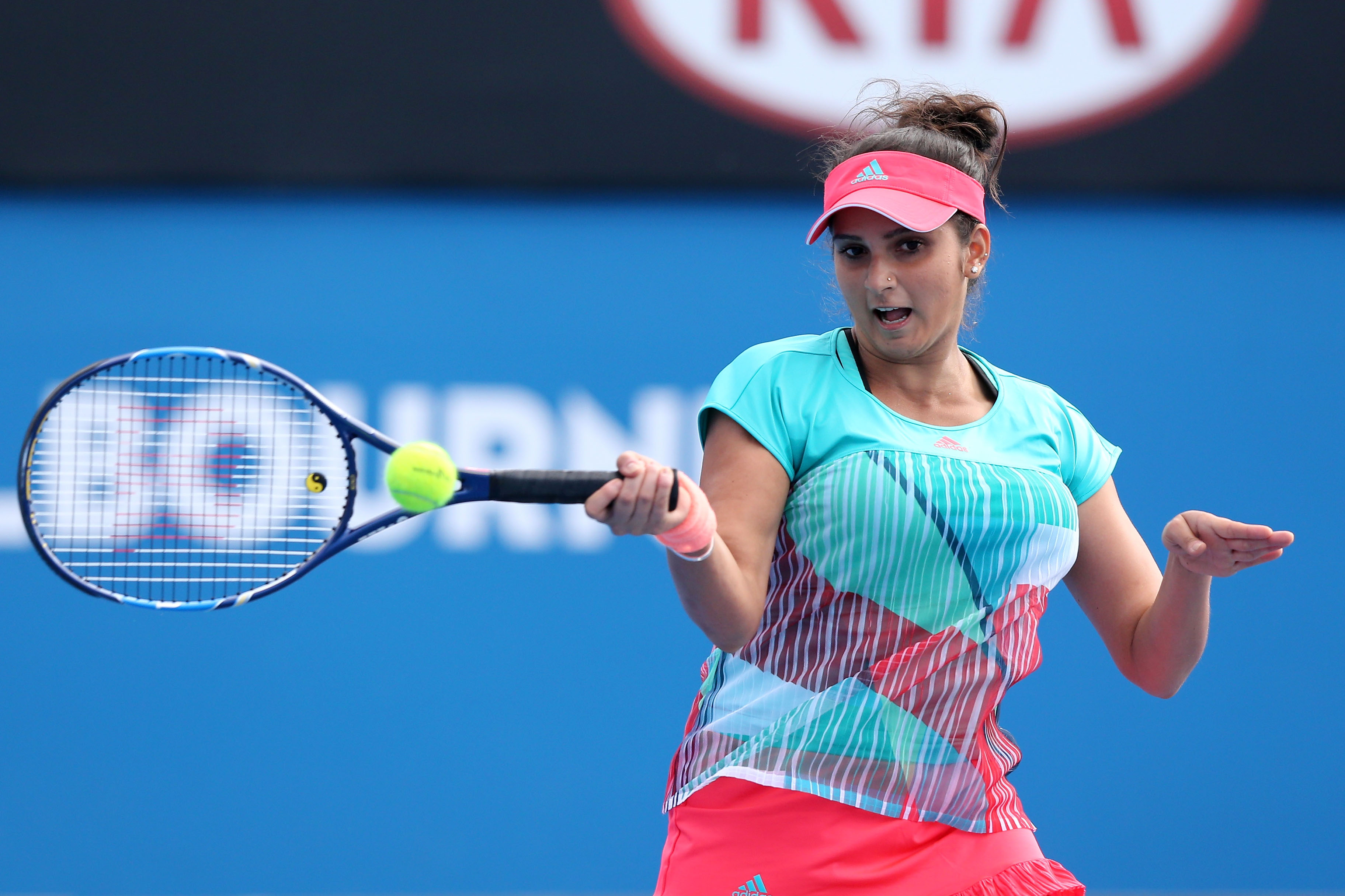 Sania Mirza summoned by service tax department over alleged tax evasion