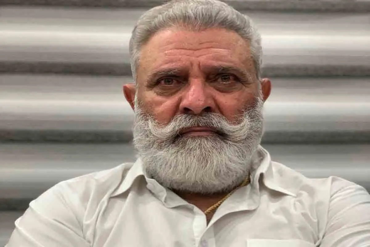 Yograj Singh was born on the 25th March.