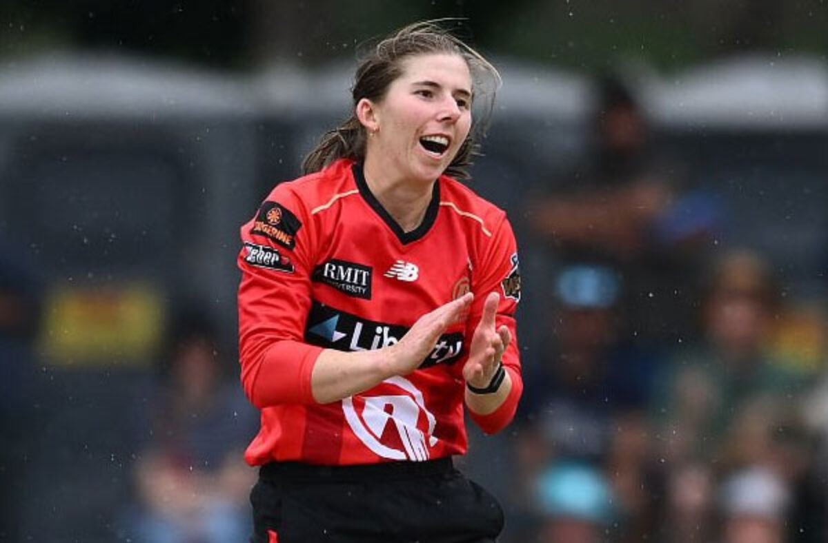 WBBL | Twitter optimistic as Melbourne Renegades keep playoff hopes alive with six-wicket win over Sydney Sixers