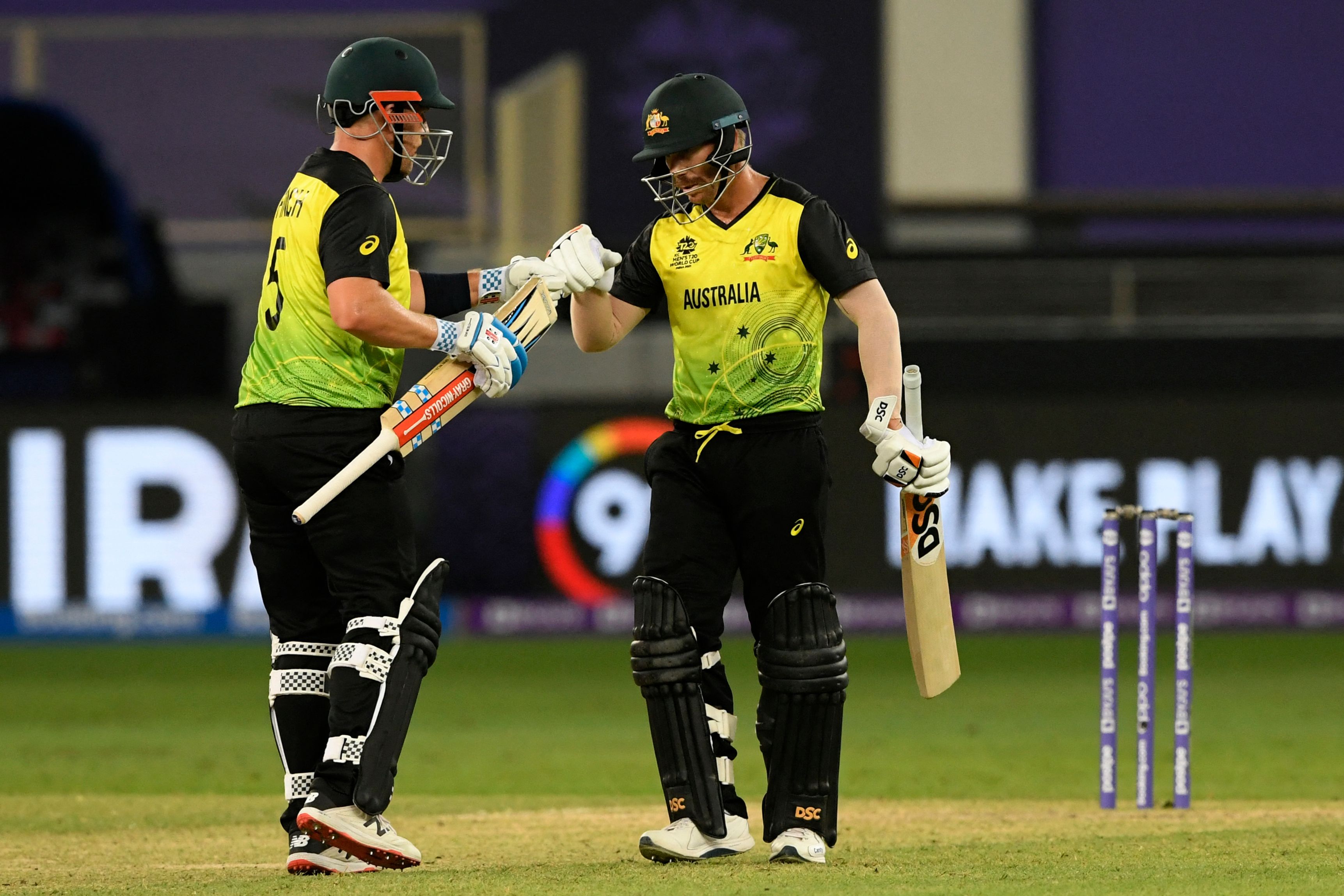 Australia defeated title favourites Pakistan to enter the final of T20 World Cup 2021 