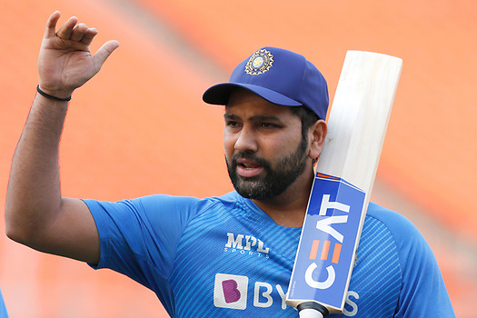 Shikhar Dhawan has praised Rohit Sharma for his leadership skills