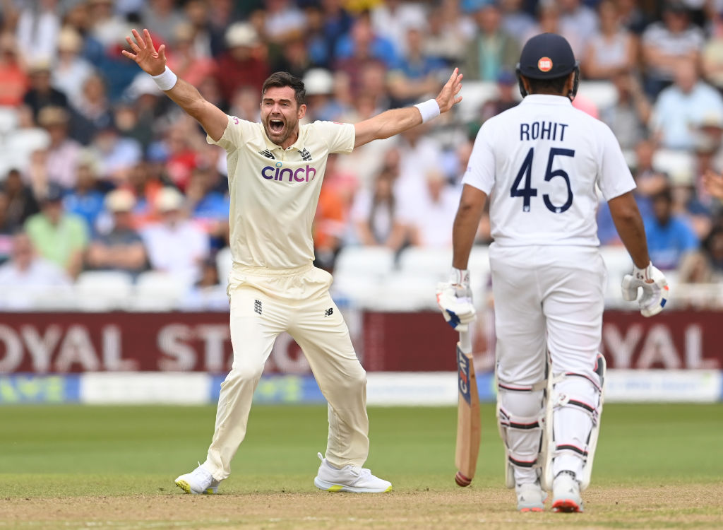 James Anderson was at it again against Virat Kohli