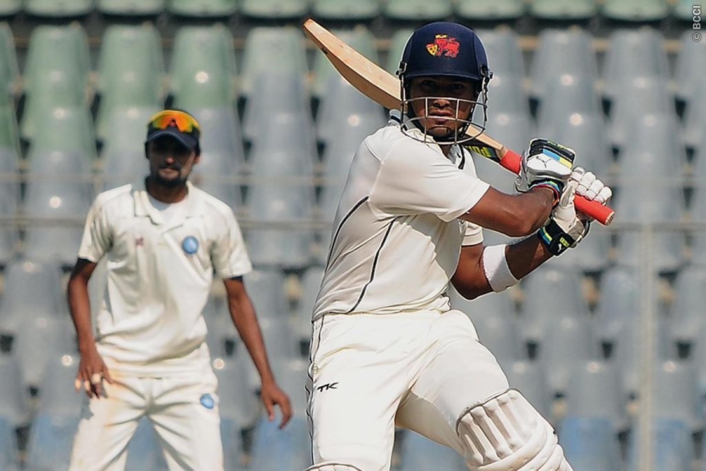 Vijay Hazare Trophy | Bowlers and Aditya Tare help Mumbai beat Delhi in summit clash