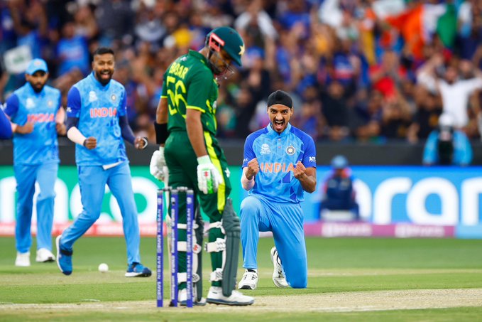 Arshdeep Singh dismissed Babar Azam on a golden duck against Pakistan