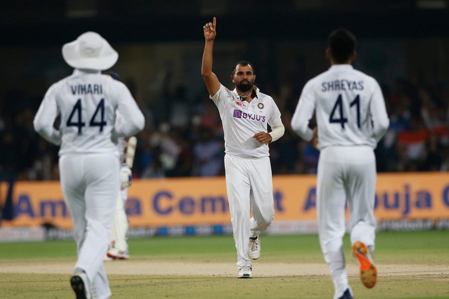 Sunil Gavaskar praised Mohammed Shami for his brilliant spell in the second Test against Sri Lanka.