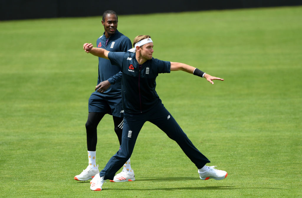 Broad contemplated retirement after Rose Bowl snub
