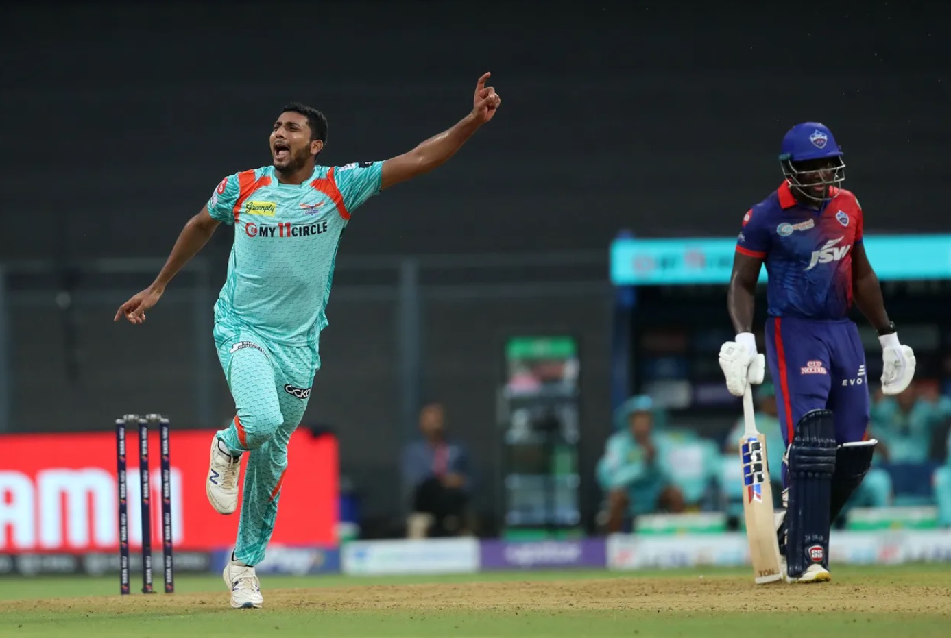 Mohsin Khan's four-fer drives LSG beat DC by 6 runs.