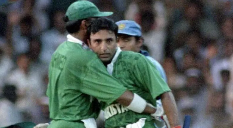 Saeed Anwar made 194 runs in 146 balls against India.
