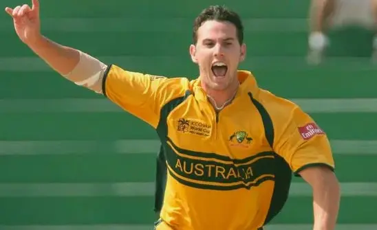 Shaun Tait (Australia) – 161.1 km/h (100.14 mph).