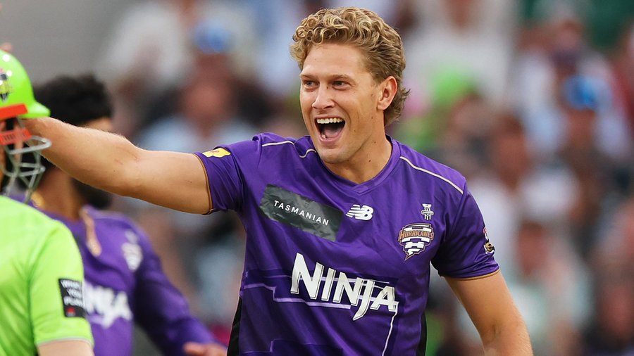 WATCH, BBL | Prestwidge gets off to royal start after Purple switch to leave Thunder nought for two 