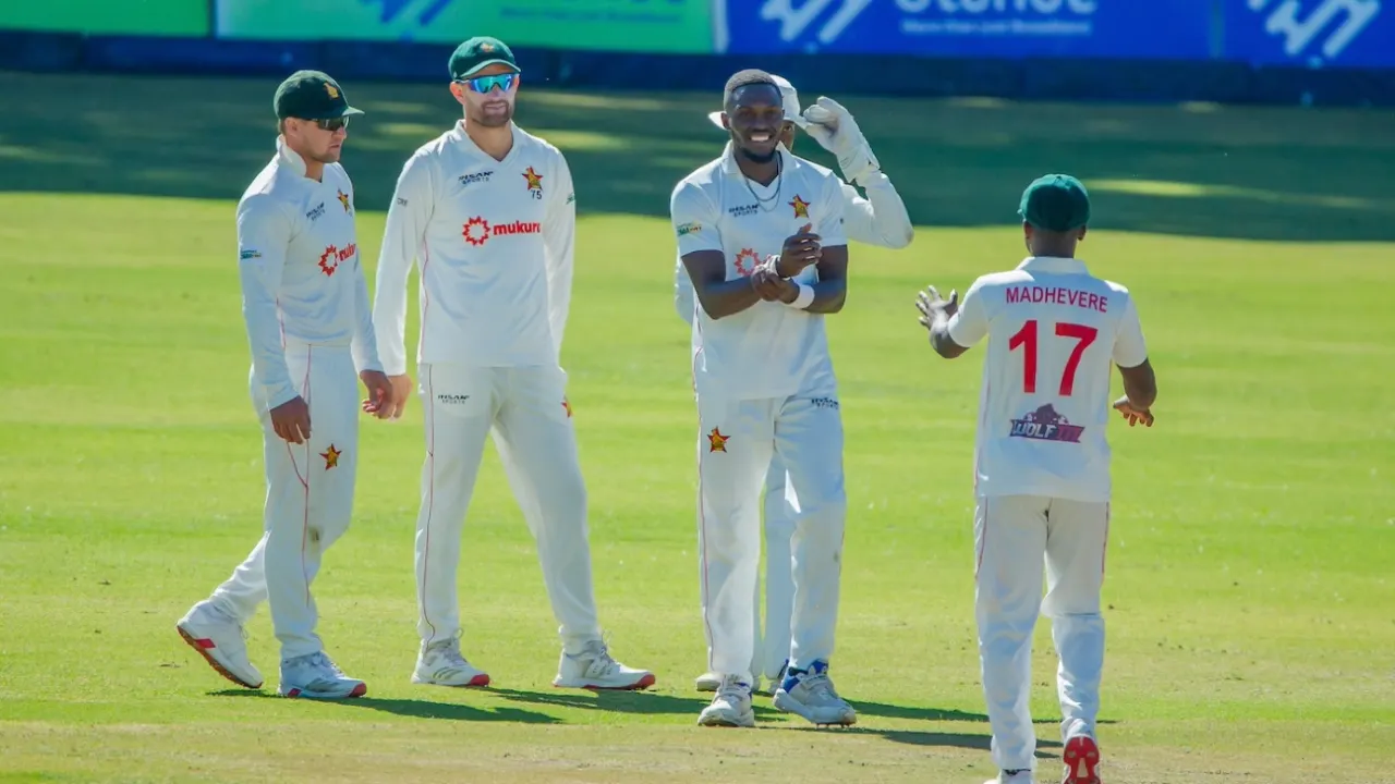 ZIM vs SA | Twitter loaded with opinions as Matigimu earns demerit point for throwing ball at Pretorius