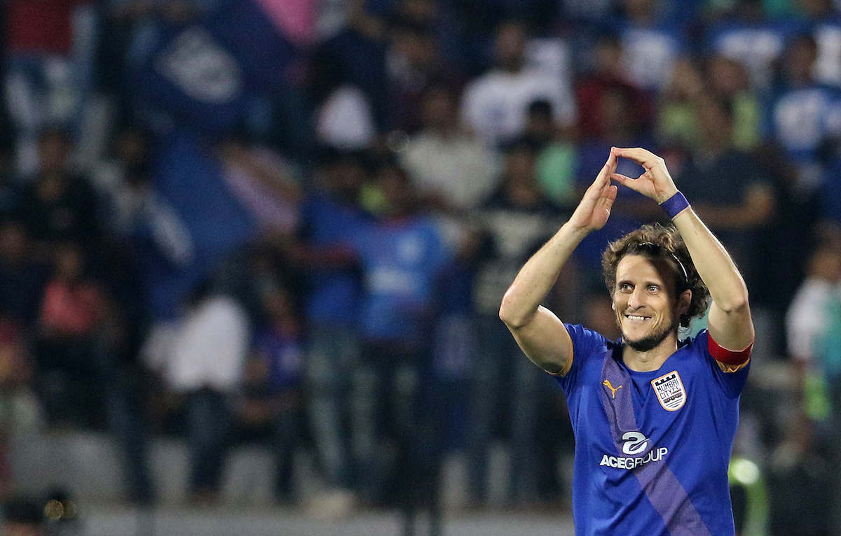 From hot spices to sacred cow - Diego Forlan is in love with India